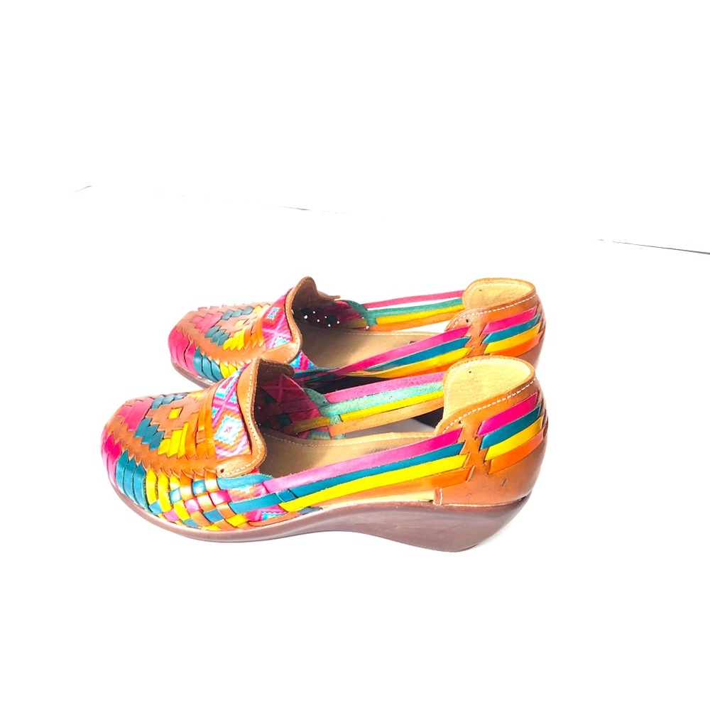 Vintage Linea Diamante brand rainbow wedge shoes! Genuine leather! Size 8!